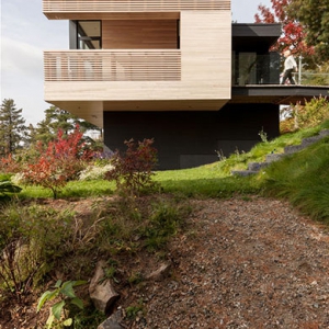 تصویر - خانه Hillside , اثر تیم طراحی Anne Carrier architecture , کانادا - معماری