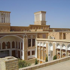 تصویر - خانه تاریخی رسولیان ( دانشکده هنر و معماری دانشگاه یزد ) , دانشگاهی قاجاری در یزد - معماری