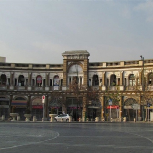 عکس - آغاز پروژه بازسازی میدان حسن آباد , کاربری فرهنگی در انتظار میدان تاریخی تهران