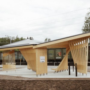 تصویر - ایستگاه حمل و نقل شهری Kohta ، اثر تیم طراحی Aalto University Wood Program ، فنلاند - معماری