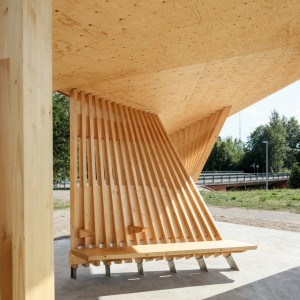 تصویر - ایستگاه حمل و نقل شهری Kohta ، اثر تیم طراحی Aalto University Wood Program ، فنلاند - معماری