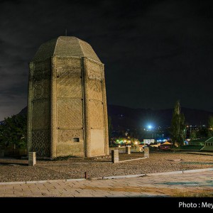 تصویر - برج شیخ شبلی (Tomb and Tower of Sheikh Shebeli ) ، دماوند  - معماری