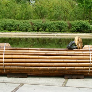 تصویر - نیمکت Pile Isle Bamboo ، اثر طراح Elena Goray ، آلمان - معماری