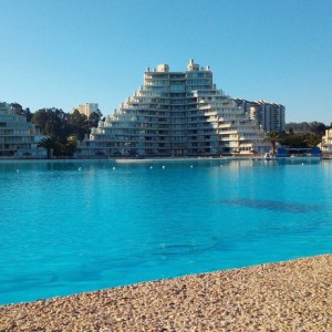 تصویر - عمیق ترین و طولانی ترین استخر دنیا در هتل San Alfonso Del Mar ، شیلی - معماری