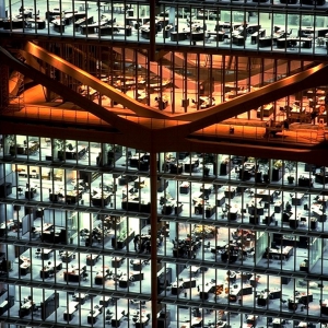 تصویر - دفتر مرکزی HSBC , اثر نورمن فاستر ( Norman Foster ) , هنگ کنگ - معماری
