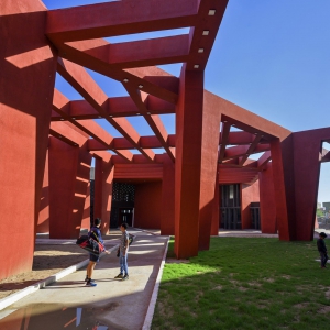 تصویر - مدرسه Rajasthan , اثر تیم طراحی Sanjay Puri , هند - معماری