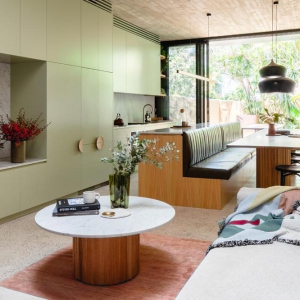 عکس - تجربه طراحی آش‍پزخانه در خانه ای با عرض ۵ متر