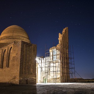 تصویر - مرمت بنای هزارساله شمال ‌شرق کشور ، حریم بنای بابالقمان باغ ایرانی می‌شود - معماری
