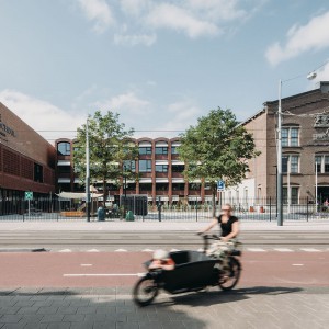 تصویر - مدرسه برتانیایی در آمستردام ، اثر تیم طراحی Atelier PRO architects ، هلند - معماری
