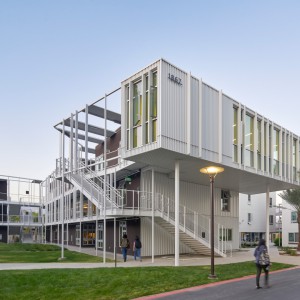 تصویر - خانه های دانشجویی San Joaquin ، اثر تیم طراحی LOHA ، دانشگاه کالیفرنیا - معماری
