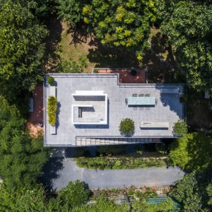 تصویر - خانه Floating House ، اثر تیم معماری Sanuki Daisuke architects ، ویتنام - معماری