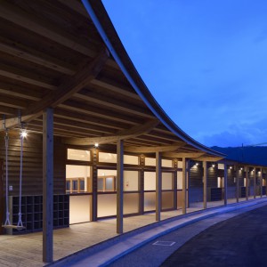 تصویر - کودکستان Tsukuigaoka ، گروه طراحی و معماری Naf ، ژاپن - معماری