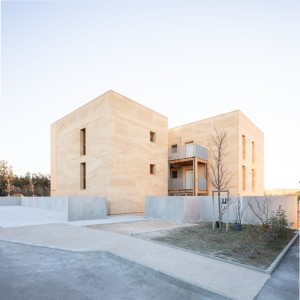 تصویر - مسکن اجتماعی 8 واحدی Social Housing Units ، اثر آتلیه معماری Régis Roudil Architectes ، فرانسه - معماری