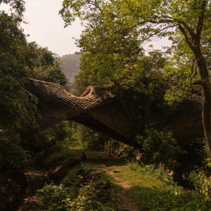تصویر - خانه پل ، تجربه‌ای معمارانه میان زمین و آسمان ، اثر Wallmakers ، هند - معماری