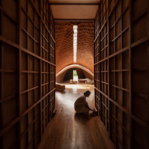 تصویر - خانه پل ، تجربه‌ای معمارانه میان زمین و آسمان ، اثر Wallmakers ، هند - معماری