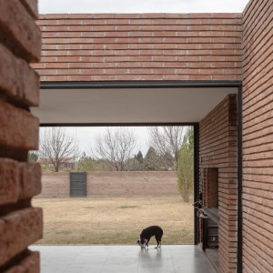 تصویر - خانه سه حیاط ، استودیو Balsa Crosetto Piazzi ، آرژانتین - معماری