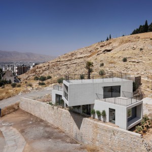 تصویر - ساختمان مدیریت خوابگاه سامیان ٬ اثر گروه معماری اشعری و همکاران ٬ شیراز - معماری