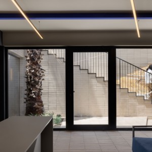 تصویر - ساختمان مدیریت خوابگاه سامیان ٬ اثر گروه معماری اشعری و همکاران ٬ شیراز - معماری