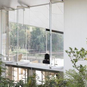 تصویر - کافه Chongqing Luxerivers Cafe ٬ اثر استودیو Wide Horizon و Epiphany Architects ٬ چین - معماری