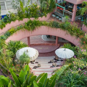 تصویر - مجموعه تجاری The LUC Lifestyle | طراحی Atelier Generations Vasudeva Design | اندونزی - معماری
