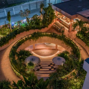 تصویر - مجموعه تجاری The LUC Lifestyle | طراحی Atelier Generations Vasudeva Design | اندونزی - معماری