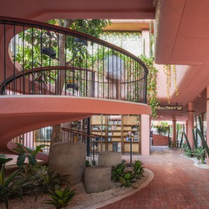 تصویر - مجموعه تجاری The LUC Lifestyle | طراحی Atelier Generations Vasudeva Design | اندونزی - معماری