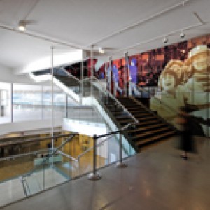 تصویر - معماری ٬ روایت گر تحولات اجتماعی و تجربه‌های جمعی - معماری