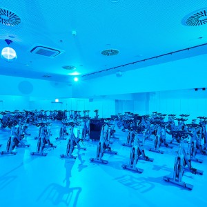 تصویر - باشگاه ورزشی MFitness ٬اثر تیم  طراحی Smertnik Kraut ٬ اتریش - معماری