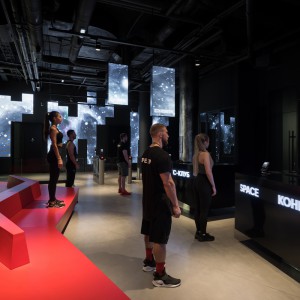 تصویر - باشگاه تناسب اندام Kometa Black Fitness Club ٬ اثر تیم YoYo Bureau ٬ روسیه - معماری