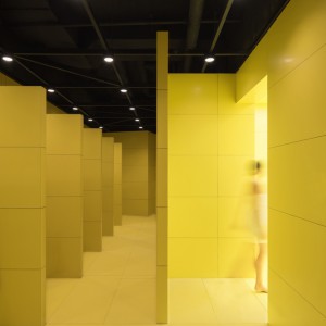 تصویر - باشگاه تناسب اندام Kometa Black Fitness Club ٬ اثر تیم YoYo Bureau ٬ روسیه - معماری