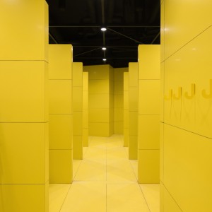 تصویر - باشگاه تناسب اندام Kometa Black Fitness Club ٬ اثر تیم YoYo Bureau ٬ روسیه - معماری