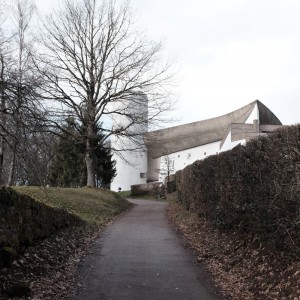 تصویر - کلیسای رونشان (نوتردام دو او) | طراحی لوکوربوزیه | فرانسه - معماری