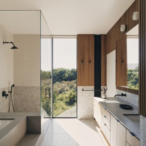 تصویر - خانه Moksha House | طراحی SAW و Spiegel Aihara Workshop | پورتولا ولی، ایالات متحده - معماری