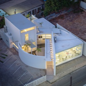 تصویر - کافه On Cloud9 HDY | طراحی Sitti Architects and Design | تایلند - معماری