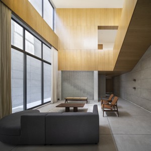 تصویر - خانه میان دیوارها | طراحی Studio UF+O | رواترا، هند - معماری