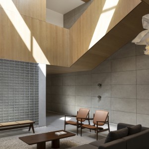 تصویر - خانه میان دیوارها | طراحی Studio UF+O | رواترا، هند - معماری