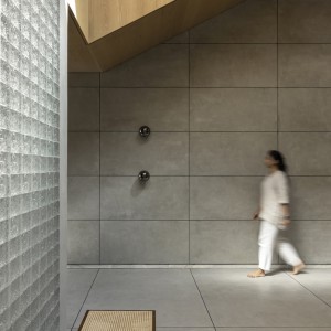 تصویر - خانه میان دیوارها | طراحی Studio UF+O | رواترا، هند - معماری