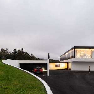 تصویر - خانه AW | طراحی Sal Arquitetos | جزیره سائو میگل، پرتغال - معماری