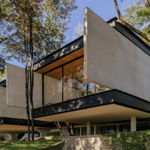 تصویر - خانه Adentro House | طراحی دفتر معماری TETRO | لاگوآ سانتا، برزیل - معماری