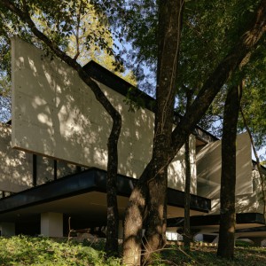 تصویر - خانه Adentro House | طراحی دفتر معماری TETRO | لاگوآ سانتا، برزیل - معماری