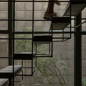 تصویر - خانه چندخانواری La Colmena | طراحی Ancestra + Natura Futura | اکوادور - معماری