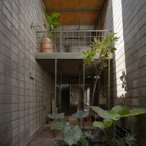 تصویر - خانه چندخانواری La Colmena | طراحی Ancestra + Natura Futura | اکوادور - معماری