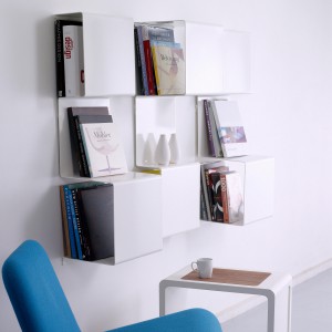 تصویر - طبقات دیواری کتاب (Wall-mounted bookcase) , اثر تیم طراحی Linde و Sandstrom - معماری