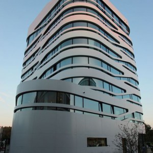 تصویر - مجموعه اقامتی IZB ، اثر تیم طراحی Stark Architekten, München ، آلمان - معماری