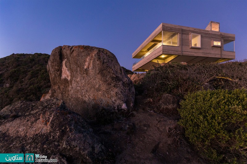 خانه Mirador , خانه ای بر فراز صخره ها , اثر Gubbins Arquitectos