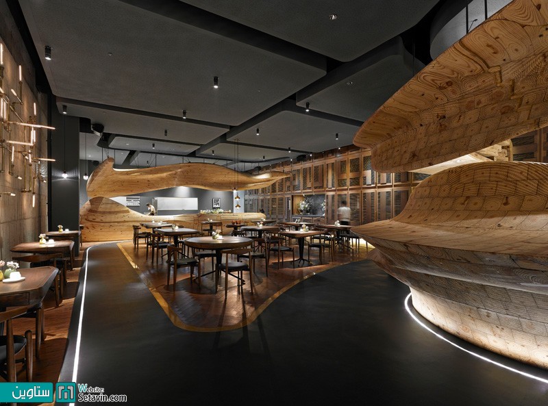 رستوران RAW با ساختار ارگانیک چوبی اثر WEIJENBERG