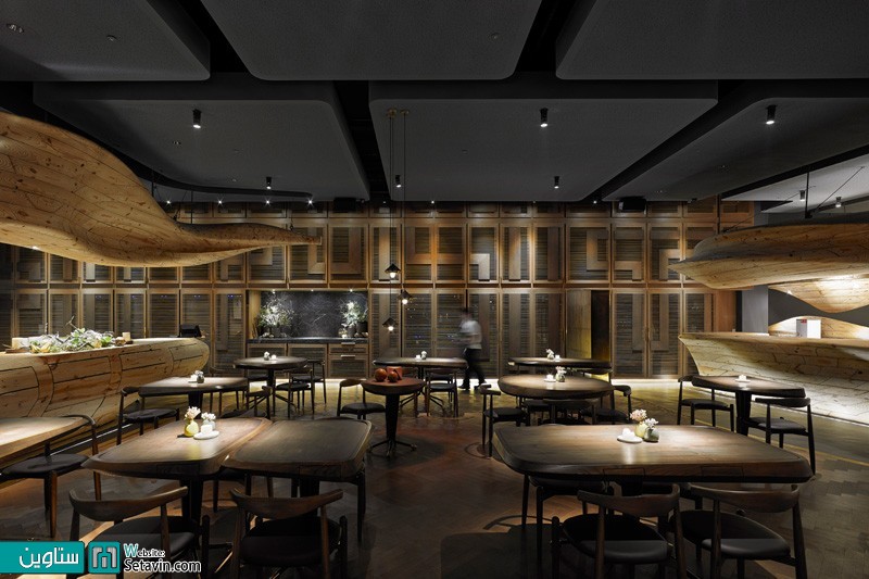 رستوران RAW با ساختار ارگانیک چوبی اثر WEIJENBERG